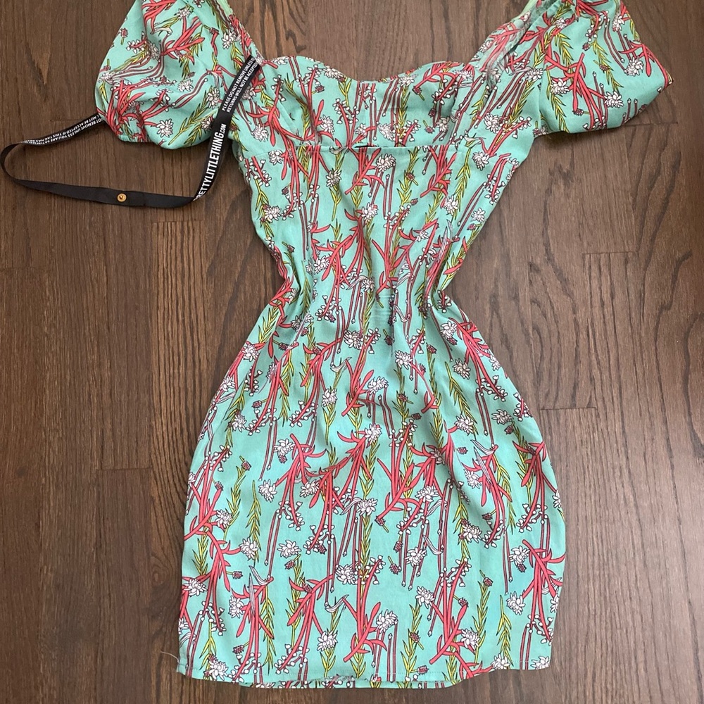 PrettyLittleThing | mint cut out bodycon dress